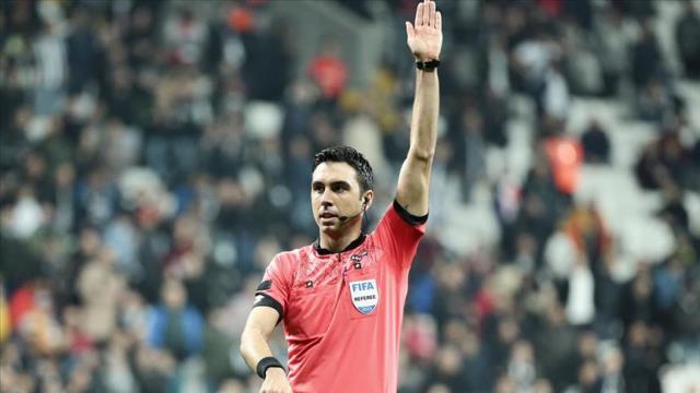 TFF Başkanı Nihat Özdemir hakemleri bizzat aradı! Halil Umut Meler ve Arda Kardeşler göreve döndü TFF Başkanı Nihat Özdemir hakemleri bizzat aradı! Halil Umut Meler ve Arda Kardeşler göreve döndü