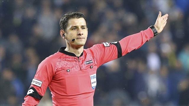 TFF Başkanı Nihat Özdemir hakemleri bizzat aradı! Halil Umut Meler ve Arda Kardeşler göreve döndü TFF Başkanı Nihat Özdemir hakemleri bizzat aradı! Halil Umut Meler ve Arda Kardeşler göreve döndü