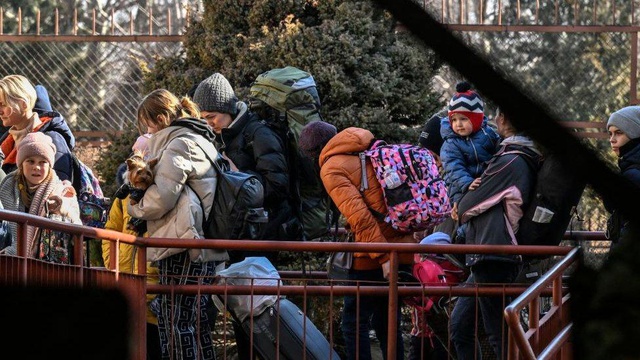 İngiltere'de Ukraynalı mültecilere evlerini açanlara ayda 350 sterlin verilecek İngiltere'de Ukraynalı mültecilere evlerini açanlara ayda 350 sterlin verilecek