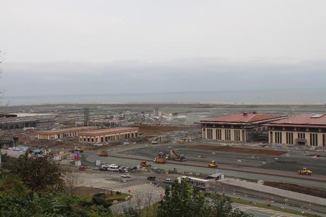 Temelini Cumhurbaşkanı Erdoğan atmıştı! Rize-Artvin Havalimanı'nda deneme uçuşları başlıyor Temelini Cumhurbaşkanı Erdoğan atmıştı! Rize-Artvin Havalimanı'nda deneme uçuşları başlıyor
