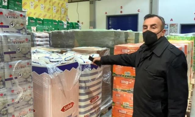 Tamı tamına 48 ton! BİM'de vatandaşlara 'Yok' denilen toz şekerler depodan çıktı Tamı tamına 48 ton! BİM'de vatandaşlara 'Yok' denilen toz şekerler depodan çıktı