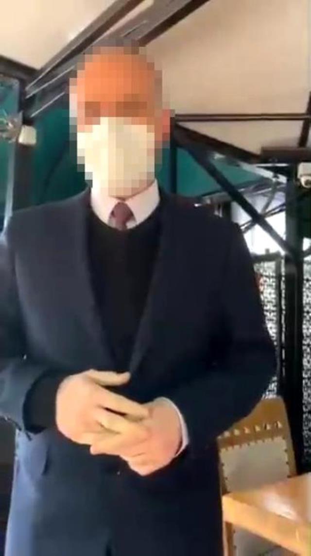 Üsküdar'da restoranda 'Fazla yakınlaşmayın tartışması' kamerada Üsküdar'da restoranda 'Fazla yakınlaşmayın tartışması' kamerada