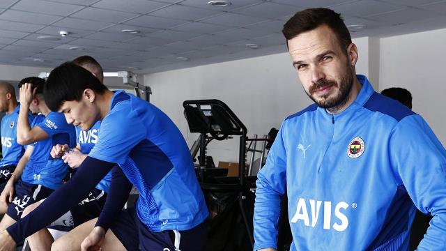Vitor Pereira'nın yaşadığı sıkıntı İsmail Kartal'ı da buldu! Beş futbolcu forma istedi