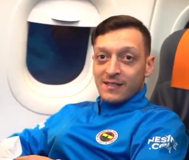 Mesut Özil'in sözlerini duyan Arda Güler, utancından ne diyeceğini bilemedi