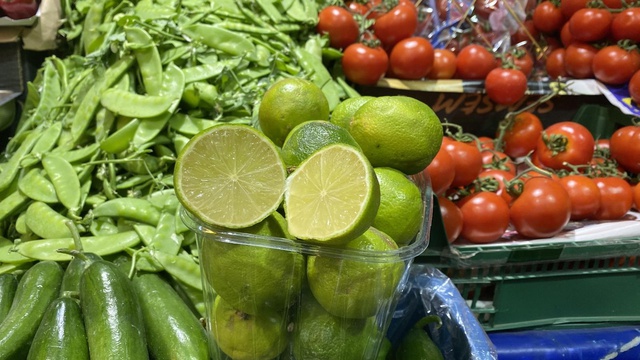 Lime limonuna yoğun ilgi! Oteller kokteyl yapmak için kasa kasa alıyor