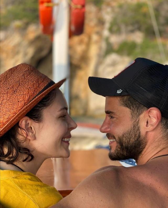 Yasak Elma dizisinin başrol oyuncusu Berk Oktay, ikinci kez koronaya yakalandı