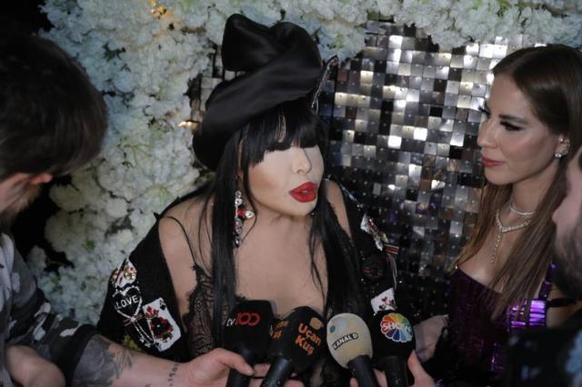 Bülent Ersoy, 'Saldırgan köpeklere zehirli et verin' dediği için tepki çeken Yıldız Tilbe'ye sahip çıktı