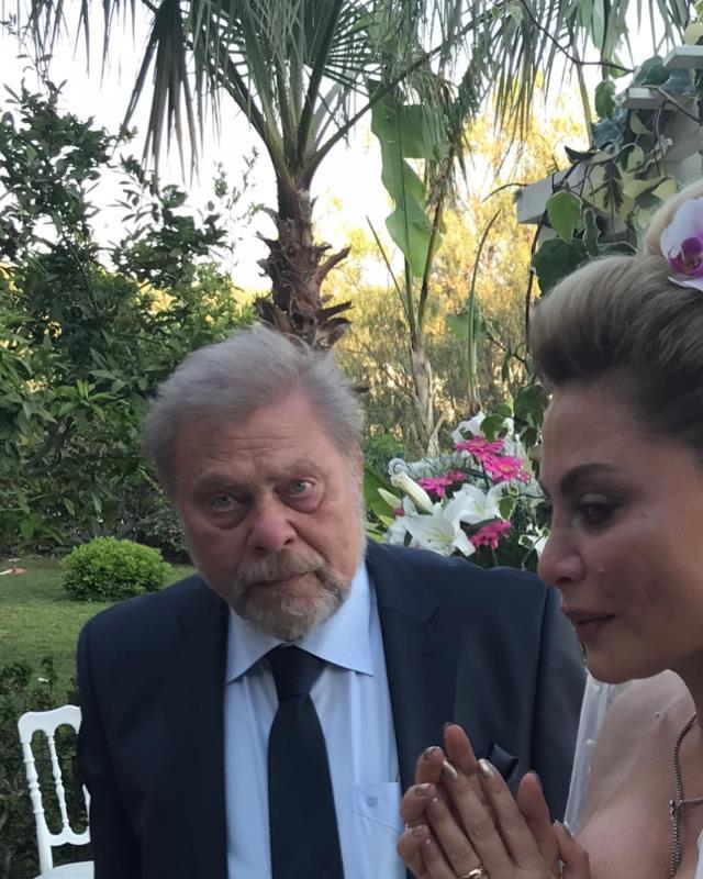 Doğumuna günler kala babasının vefatıyla yıkılan Seray Sever'den duygusal paylaşım: İlk defa dede olacaktı