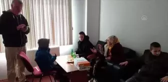 ZONGULDAK - Savaştan kaçan Ukraynalı aile Zonguldak'ta misafir ediliyor