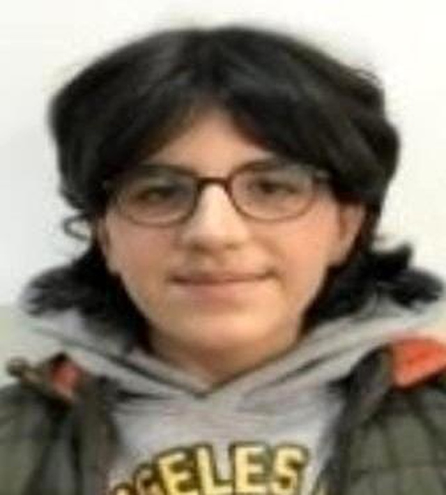 Arkadaşıyla birlikte ağaca asılı halde bulunan liseli genç, toprağa verildi
