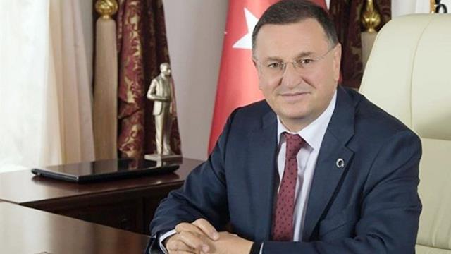 Bakan Yardımcısı Çataklı: Hatay Valiliğince Lütfü Savaş hakkında suç duyurusunda bulunulacak Bakan Yardımcısı Çataklı: Hatay Valiliğince Lütfü Savaş hakkında suç duyurusunda bulunulacak