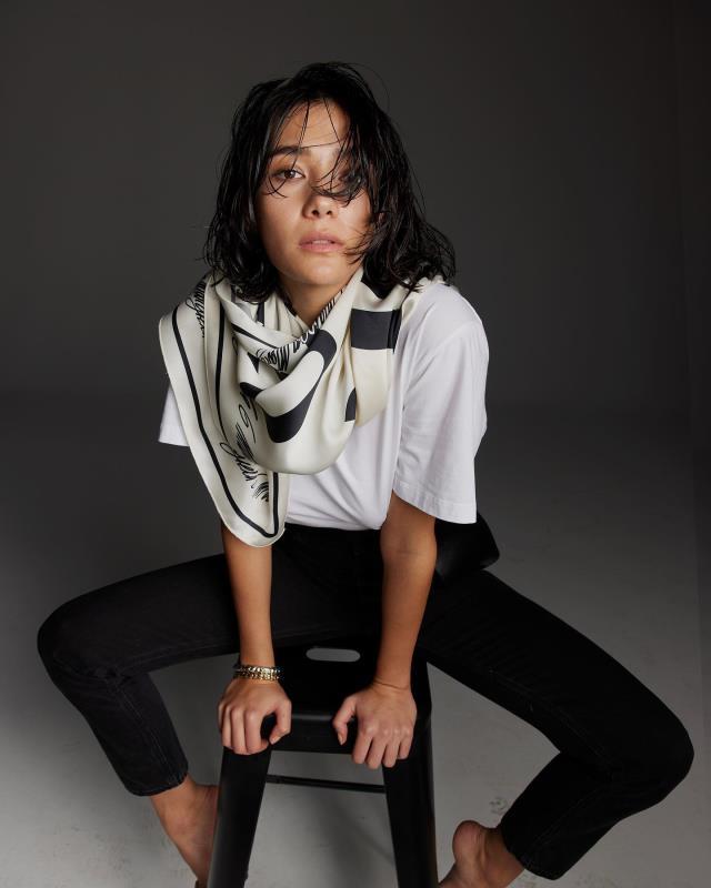 Aybüke Pusat katıldığı programda eteğindeki bütün taşları döktü: Sahte hesaplarla herkesi takip ediyorum