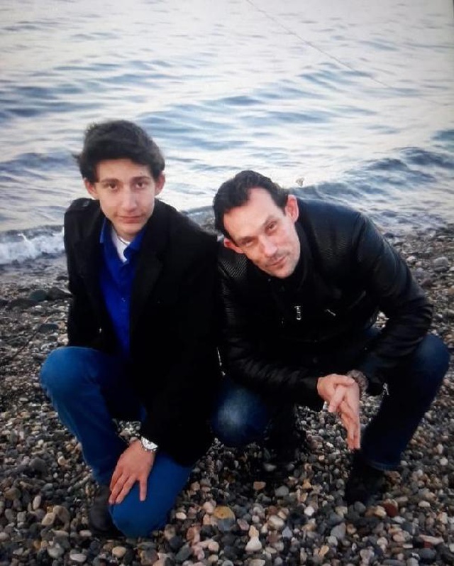 Evlenmesine izin vermeyen babasını öldürüp, 'İntihar etti' dedi Evlenmesine izin vermeyen babasını öldürüp, 'İntihar etti' dedi