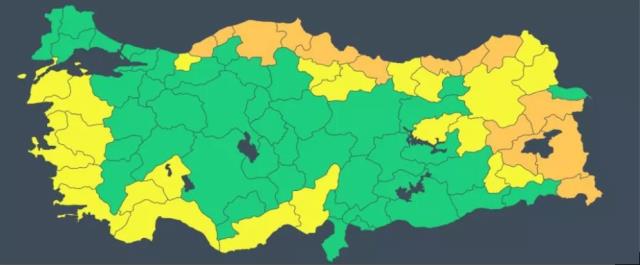İstanbul'da planları alt üst edecek tahmin! Kar yağışı Mart ayıyla birlikte sona ermeyecek İstanbul'da planları alt üst edecek tahmin! Kar yağışı Mart ayıyla birlikte sona ermeyecek