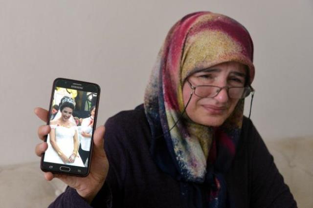 İntihar iddiasında '3 bıçak darbesi' hayatın olağan akışına aykırı bulundu; eşe müebbet istendi İntihar iddiasında '3 bıçak darbesi' hayatın olağan akışına aykırı bulundu; eşe müebbet istendi