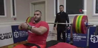 Okul sığınağında tesadüfen keşfedildi, başarıdan başarıya koşuyor