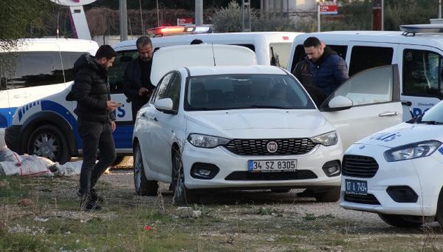 Otomobilin bagajında bulunan cesetle ilgili sır perdesi aralanıyor! Başına sert bir cisimle vurmuşlar Otomobilin bagajında bulunan cesetle ilgili sır perdesi aralanıyor! Başına sert bir cisimle vurmuşlar
