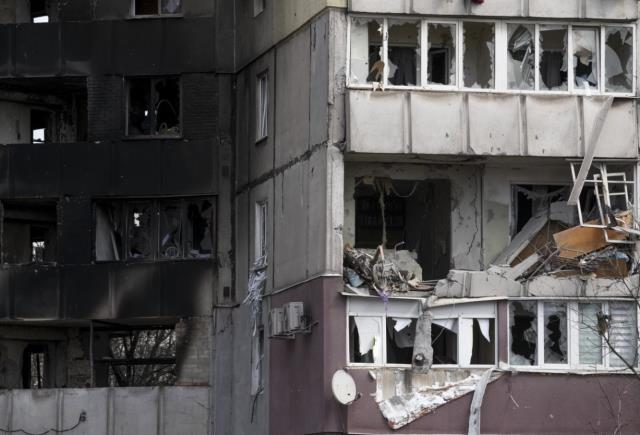 Ukrayna, Rusya'nın 'Mariupol'den çekilin' talebini reddetti! Şehirde ne elektrik var ne su, insani felaket yaşanıyor