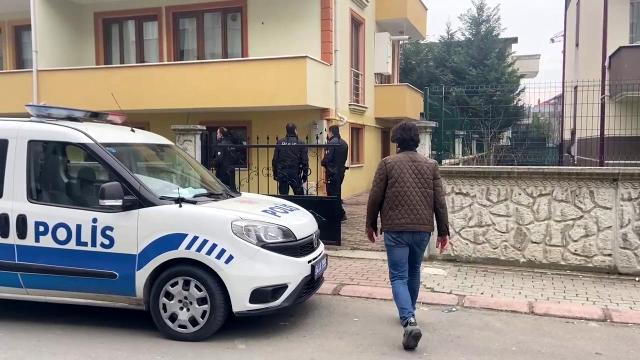 22 yaşındaki genç başından vurulmuş halde bulundu: 4 gözaltı 22 yaşındaki genç başından vurulmuş halde bulundu: 4 gözaltı
