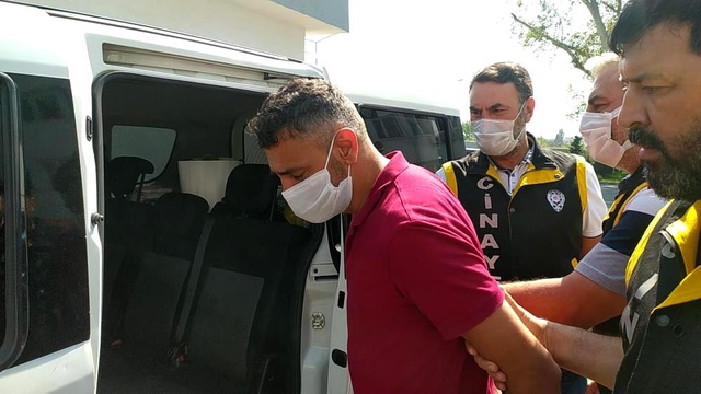 Kızının gözü önünde eşini öldüren şahıs, müebbetle yargılandığı davada akıl hastanesine yatırılmayı talep etti Kızının gözü önünde eşini öldüren şahıs, müebbetle yargılandığı davada akıl hastanesine yatırılmayı talep etti