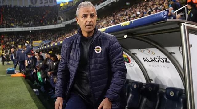 Açıklandığında taraftar burun kıvırmıştı! İsmail Kartal, Domenec Torrent'e nal toplattı Açıklandığında taraftar burun kıvırmıştı! İsmail Kartal, Domenec Torrent'e nal toplattı