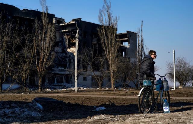 29 gündür aralıksız bombalanıyor! Saldırıların ana hedefi haline gelen Mariupol'un son hali yürek yakıyor 29 gündür aralıksız bombalanıyor! Saldırıların ana hedefi haline gelen Mariupol'un son hali yürek yakıyor