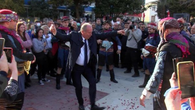 MUHARREM İNCE: MUTABAKAT METNİNDE BİRİLERİ KIZMASIN DİYE ATATÜRK GEÇMİYOR MUHARREM İNCE: MUTABAKAT METNİNDE BİRİLERİ KIZMASIN DİYE ATATÜRK GEÇMİYOR