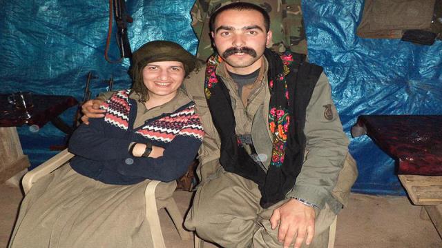 Son Dakika: Öldürülen teröristle fotoğrafları çıkan ve dokunulmazlığı kaldırılan HDP'li vekil Semra Güzel hakkında yakalama kararı çıkarıldı Son Dakika: Öldürülen teröristle fotoğrafları çıkan ve dokunulmazlığı kaldırılan HDP'li vekil Semra Güzel hakkında yakalama kararı çıkarıldı