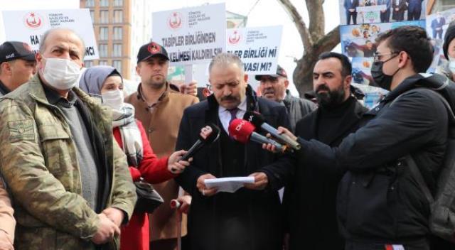 Uzman çavuşlar, Türk Tabipleri Birliği'nden 'Türk' ifadesinin kaldırılmasını talep etti Uzman çavuşlar, Türk Tabipleri Birliği'nden 'Türk' ifadesinin kaldırılmasını talep etti