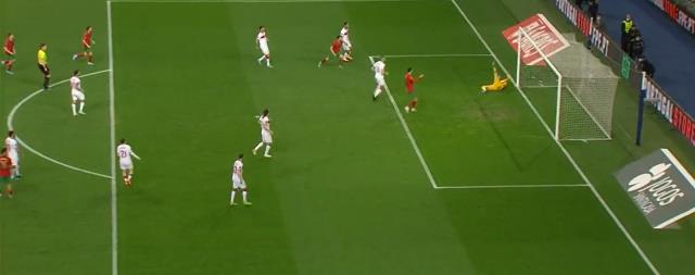 Yapma bunu Uğurcan! Milli kalecinin Jota'dan yediği gole tepkiler çığ gibi
