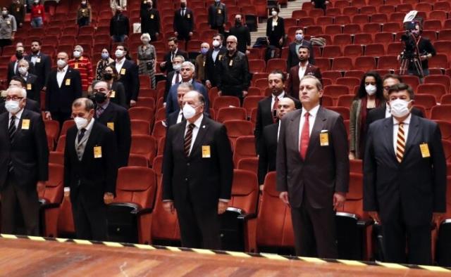 Fatih Terim, Burak Elmas'ı ibra edecek mi? Son dakikada karar değiştirdi Fatih Terim, Burak Elmas'ı ibra edecek mi? Son dakikada karar değiştirdi