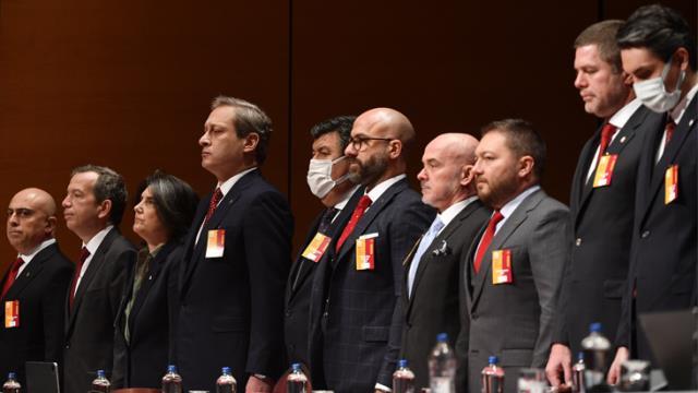 Galatasaray'da ilk aday belli oldu! Eski başkan, kemik ekibiyle birlikte koltuğu geri alıyor