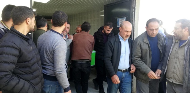 İşin ilk gününde çatıdan düşen işçi öldü İşin ilk gününde çatıdan düşen işçi öldü