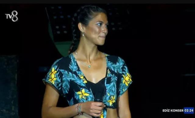 Survivor All Star'ın birleşme partisinde ses yarışmasını ve ödülü kazanan belli oldu Survivor All Star'ın birleşme partisinde ses yarışmasını ve ödülü kazanan belli oldu