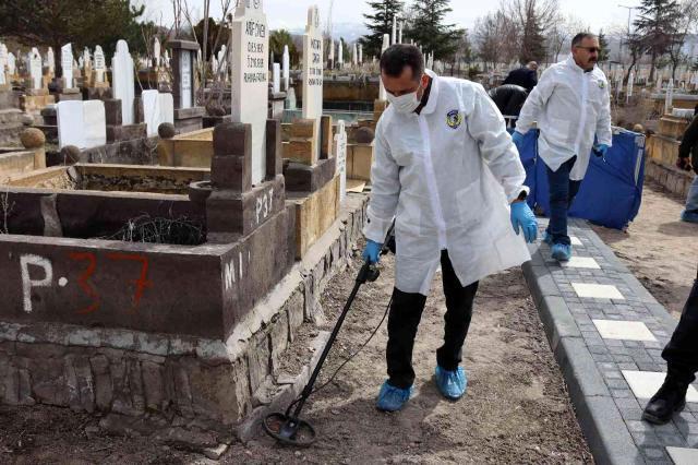 Ailesi tarafından kayıp ihbarı verilmişti! Mezarlıkta ölü bulundu