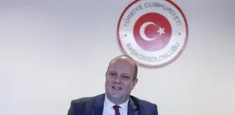 Berlin Başkonsolosluğundan Almanya'da üniversiteye yüksek puanla giren öğrencilere ödül
