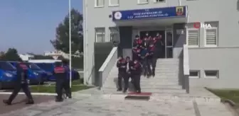 Son dakika haberi: Jandarmadan göçmen kaçakçılara operasyon: 3 tutuklama