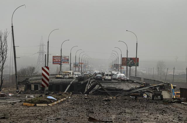 Rus ordusu Kiev yakınlarından geri çekildi! Arkalarında büyük bir enkaz kaldı