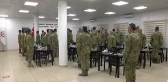 Libya'da görevli Türk Silahlı Kuvvetleri deniz unsurları ilk iftarını yaptı