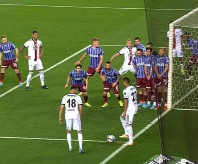 Kural hatası mı yapıldı? Trabzonspor-Beşiktaş maçı tekrar edilebilir