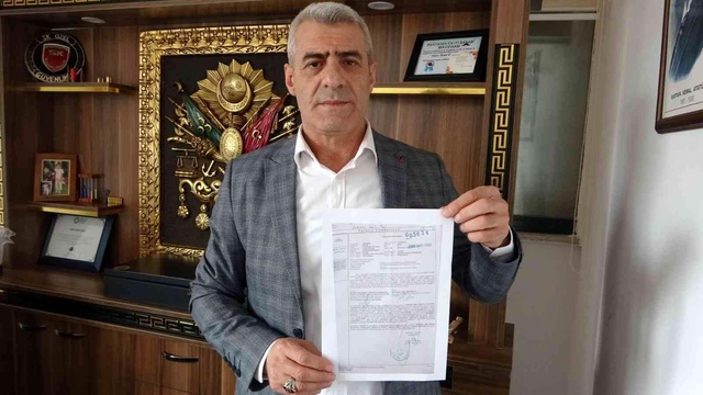 Pendik'ten Mersin'e gidip aldığı 230 bin TL'lik otomobilin şasi numarası farklı çıktı Pendik'ten Mersin'e gidip aldığı 230 bin TL'lik otomobilin şasi numarası farklı çıktı