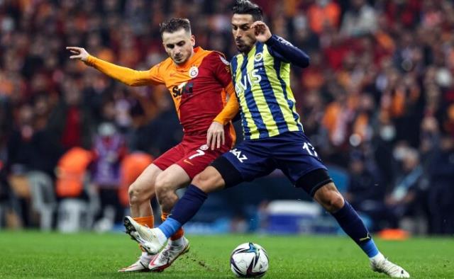 Dev derbiyi kim kazanacak? Rıdvan Dilmen, 'Aralarında çok fark var' deyip favorisini açıkladı Dev derbiyi kim kazanacak? Rıdvan Dilmen, 'Aralarında çok fark var' deyip favorisini açıkladı