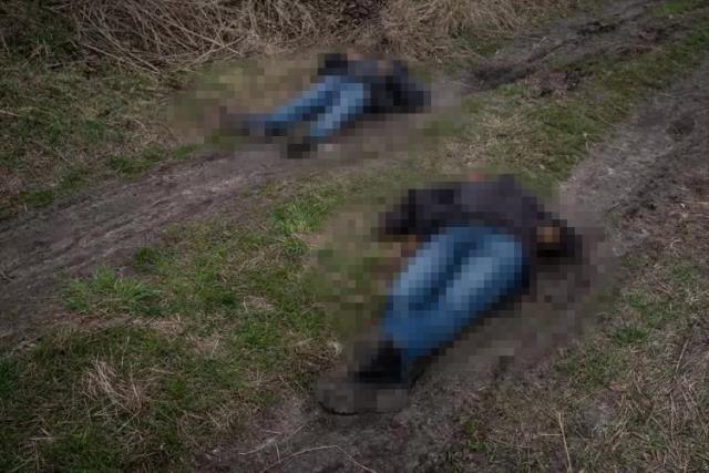 Katliamın yaşandığı Buça'ya giden Zelenski gördüklerine inanamadı! İşte dehşete düşüren o fotoğraflar Katliamın yaşandığı Buça'ya giden Zelenski gördüklerine inanamadı! İşte dehşete düşüren o fotoğraflar