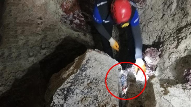 Define aradığı dehlizde feci şekilde can verdi Define aradığı dehlizde feci şekilde can verdi