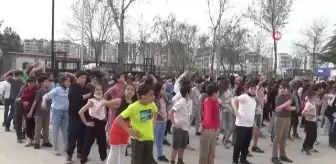 Diyarbakır'da öğrenciler derslere spor yaparak başlıyor