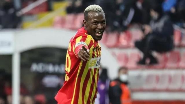Fenerbahçe çok pişman olacak! Beşiktaş'tan beklenmedik Thiam bombası Fenerbahçe çok pişman olacak! Beşiktaş'tan beklenmedik Thiam bombası