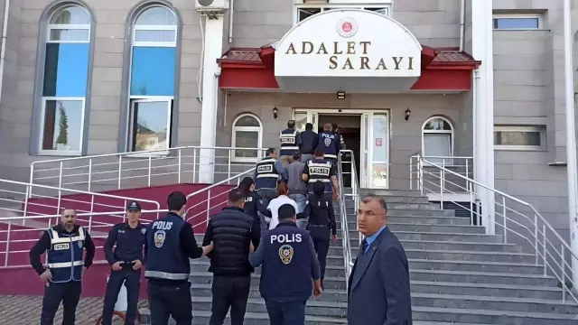 İş teklifi için çağırdıkları iş adamını fidye için kaçırdılar