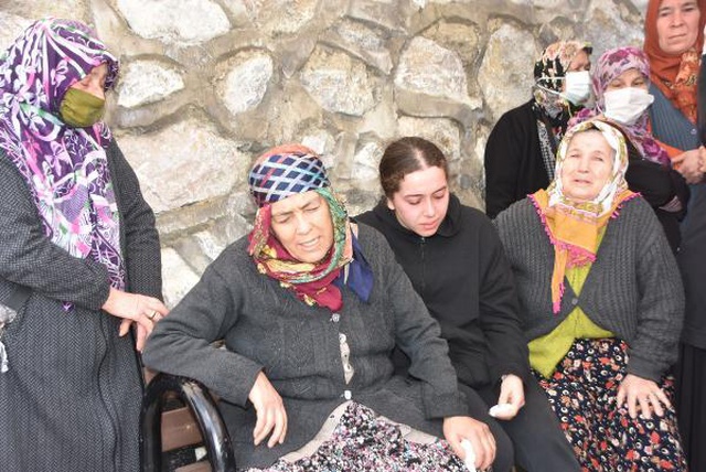 Kemerle boğularak öldürülen Zeynep'e eski eşinin tuzak kurduğu ortaya çıktı Kemerle boğularak öldürülen Zeynep'e eski eşinin tuzak kurduğu ortaya çıktı