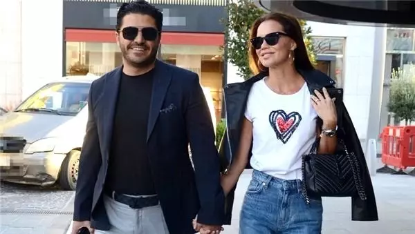 Magazin camiası bu olayı konuşuyor! Hamilelik için tedavi gören Ebru Şallı'nın iç çamaşırları kayboldu, Uğur Akkuş hastaneyi bastı