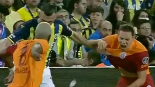 Duayen hakemler Fenerbahçe'nin attığı gole noktayı koydu: Hakem büyük hata yaptı